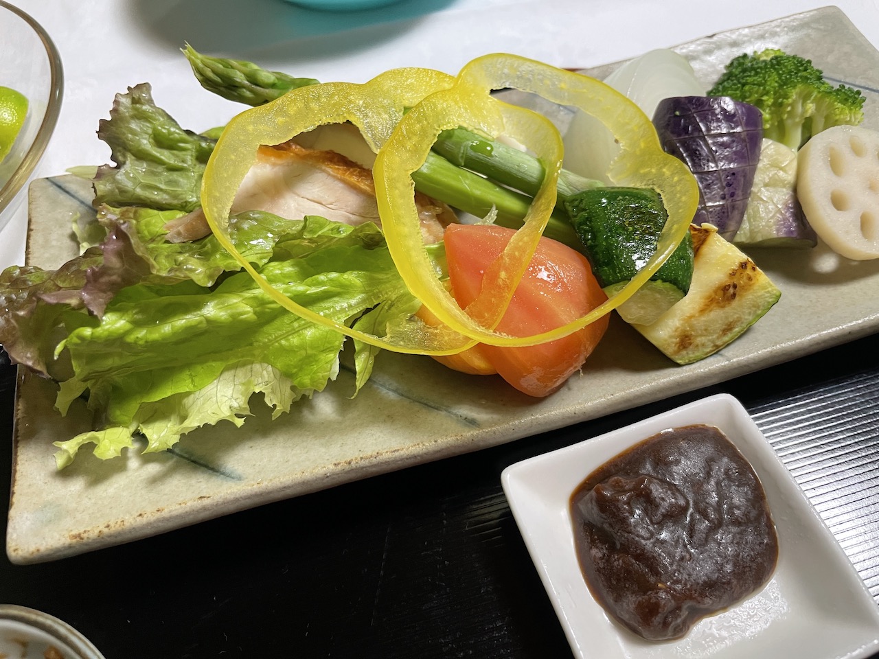 「屋島の宿桃太郎」の夜ご飯蒸し野菜の画像